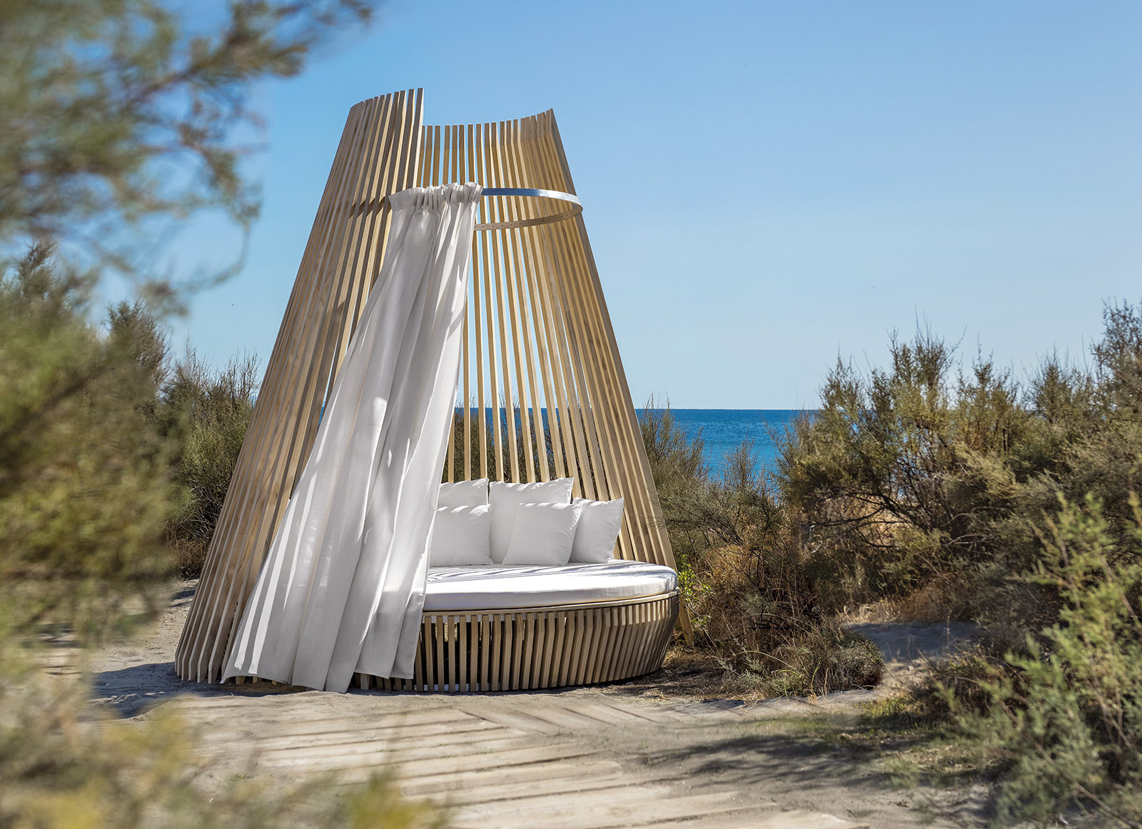 grand lit lounge Hut de chez Ethimo