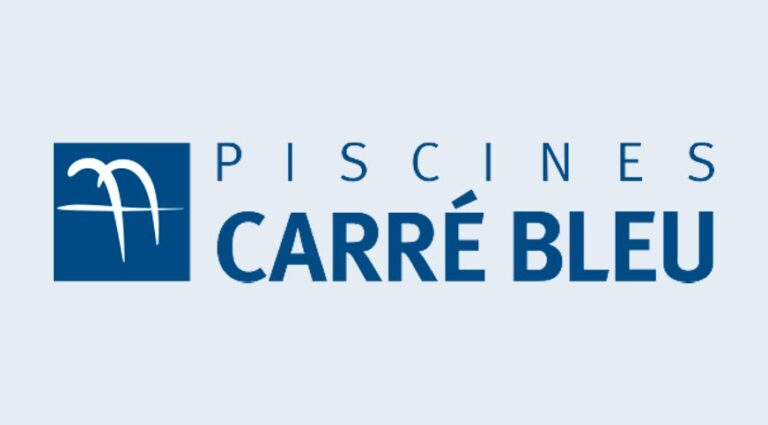 piscine carre bleu 7 768x425